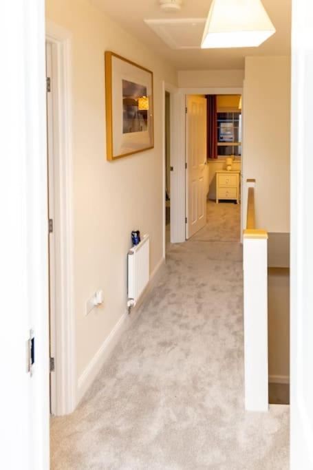 Cozy 3 Bed Sasha House In Beeston Nottingham Villa ภายนอก รูปภาพ