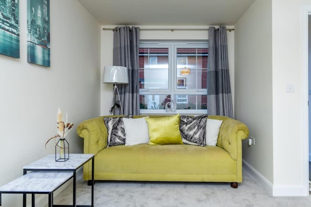 Cozy 3 Bed Sasha House In Beeston Nottingham Villa ภายนอก รูปภาพ