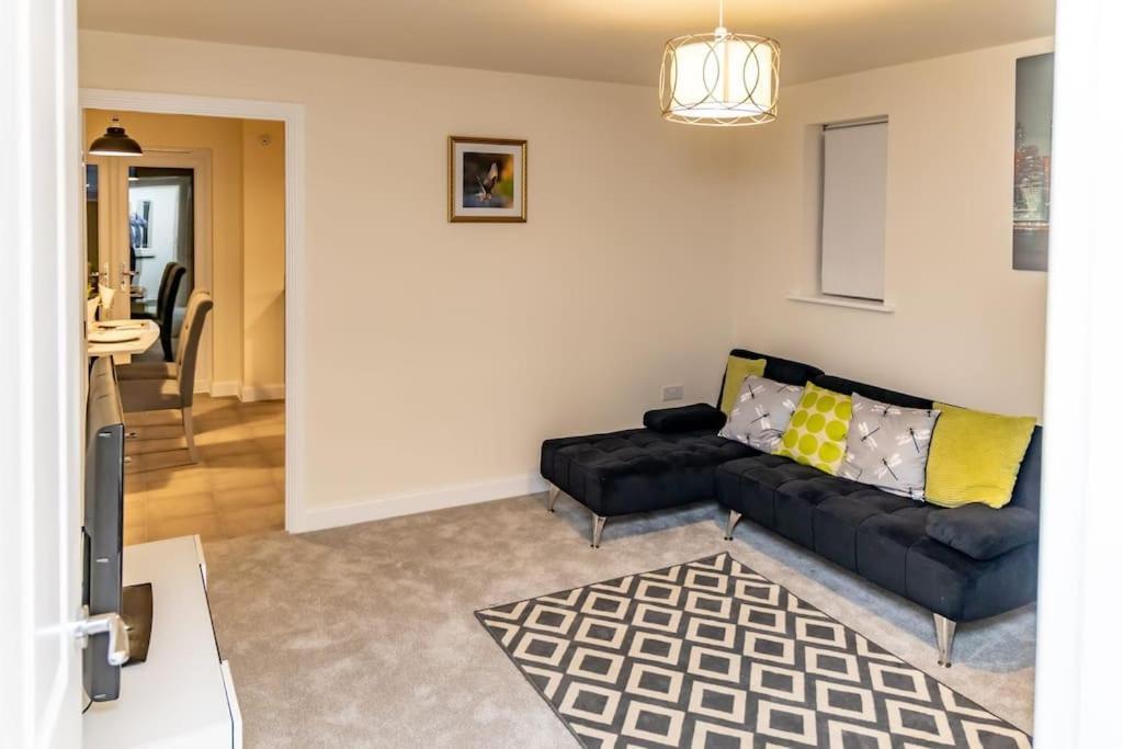 Cozy 3 Bed Sasha House In Beeston Nottingham Villa ภายนอก รูปภาพ